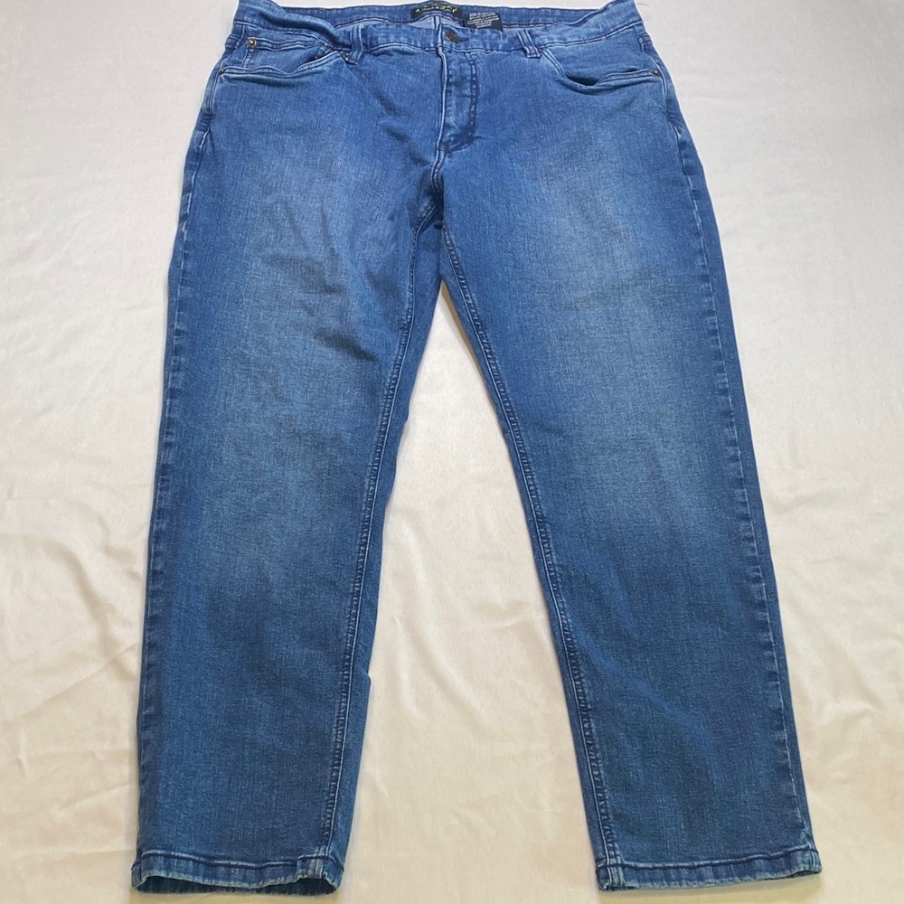 Urban Star Relaxed Fit Denim Jeans for Men